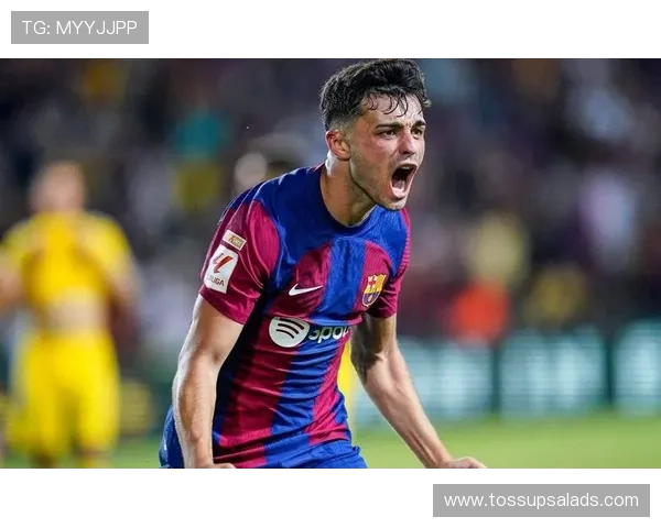 佩德里与奥尔莫的中场组合表现稳健，球队新纪元的希望之星逐渐显现